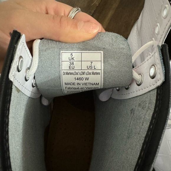 Crocodi Dr. Marten Boots - Picture 5 of 5